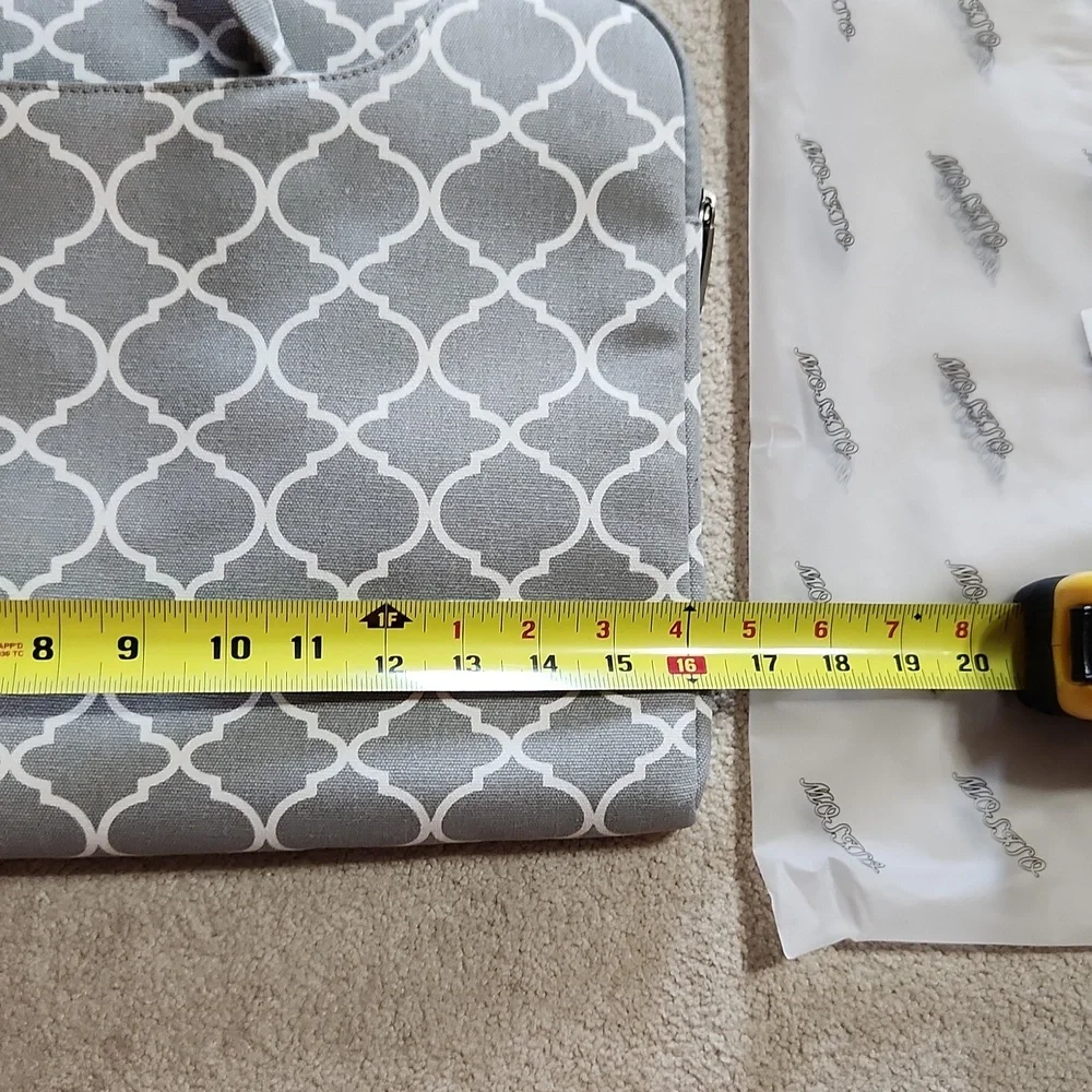 Laptop Shoulder Bag Gray Chevron 16x12 NWT